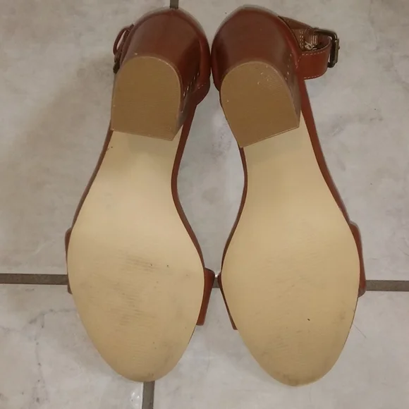 Indigo Rd Chunky Studded Heel Strappy Sandal - Picture 4 of 6